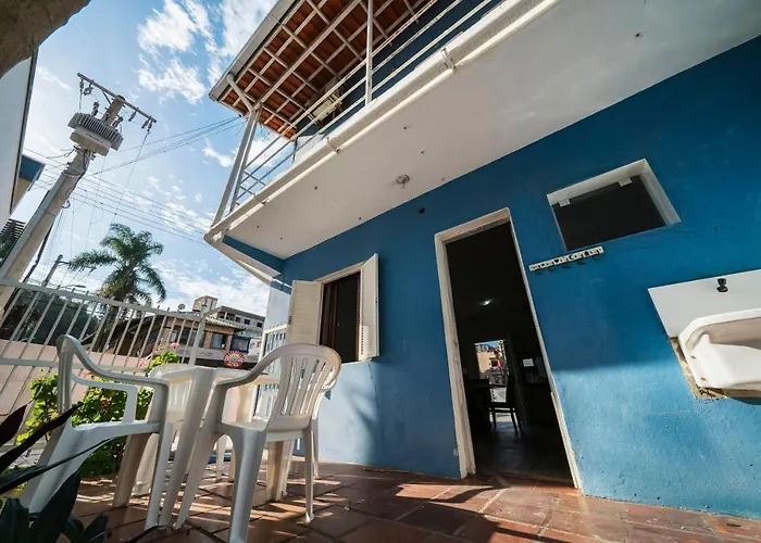 Apartamento 3 dormitórios - 50 metros da Praia de Bombinhas