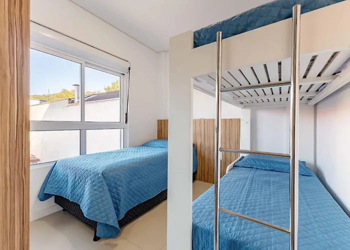 Excelente Apartamento A 290M Da Praia De Bombinhas